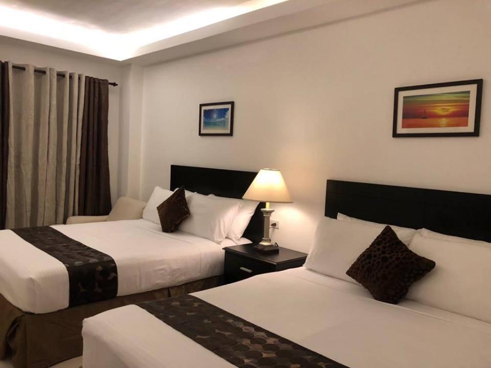 Chateau De Boracay Balabag  Esterno foto